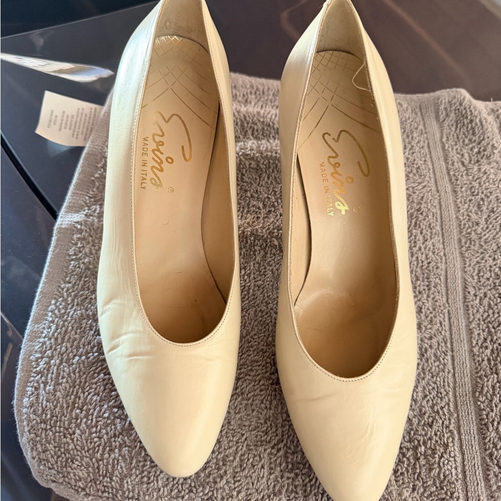 Cream Women's Shoes